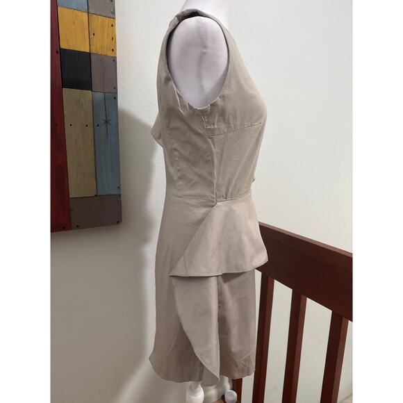 Space Style Concept Dress - Picture 4 of 12